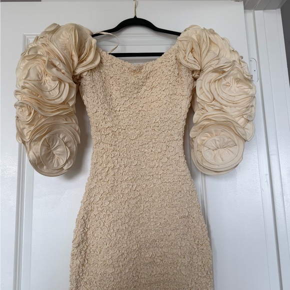 MARA HOFFMAN Luna Off-The-Shoulder Textured-Cotton Midi Dress $1,125 - Picture 13 of 13